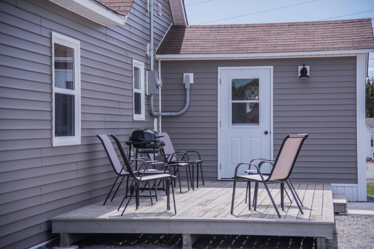 Family Ties Vacation Home - Hopkins House Twillingate Exterior photo